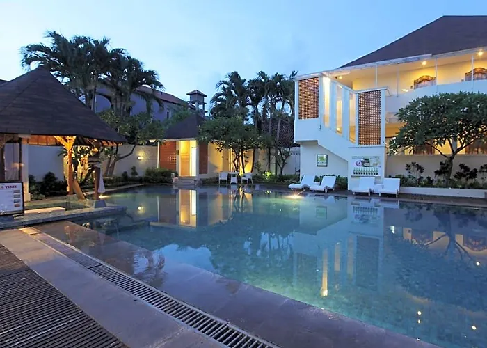Aparthotel Agung Putra & 3*